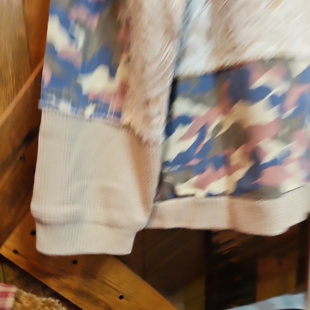 214 POL Lace Detail Camouflage Top Lightweight Denim - Picture 8 of 8